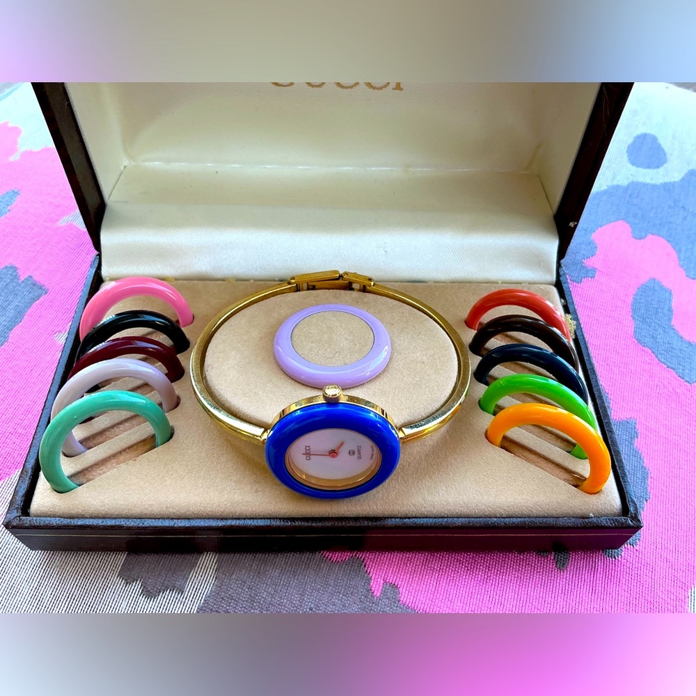 NICE GUCCI bangle watch set 💜🩵💙❤️🤎💗💛💚 - Picture 12 of 14